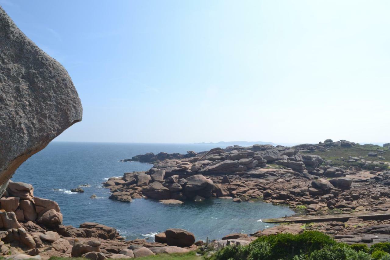 Gite Du Port Sur La Presqu'Ile De Lézardrieux Buitenkant foto